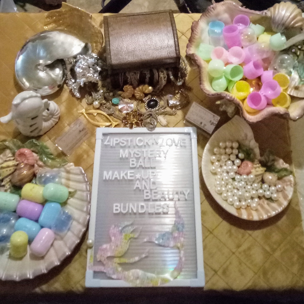 Mystery Ball Makeup Bundles